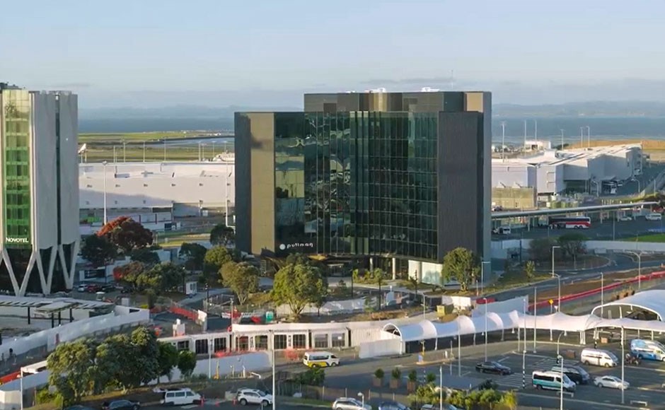 Pullman Hotel AIAL 001